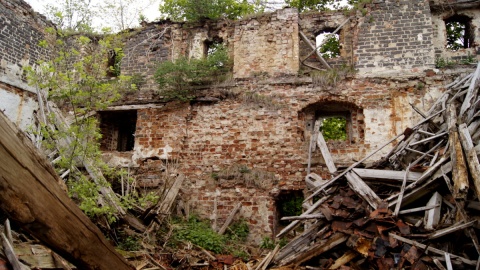 Kto zadba o ruiny zamku krzyżackiego w Pokrzywnie? Fot. Henryk Żyłkowski