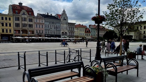 Zrewitalizowany Stary Rynek w Bydgoszczy. Czy nie za mało zieleni? Fot. Adriana Andrzejewska