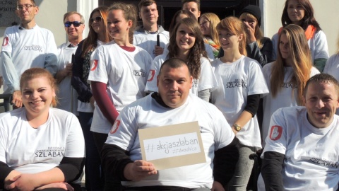 Przyjaznych osobom niepełnosprawnym instytucji szukali w Brodnicy uczestnicy akcji "Szlaban". Fot Adriana Andrzejewska