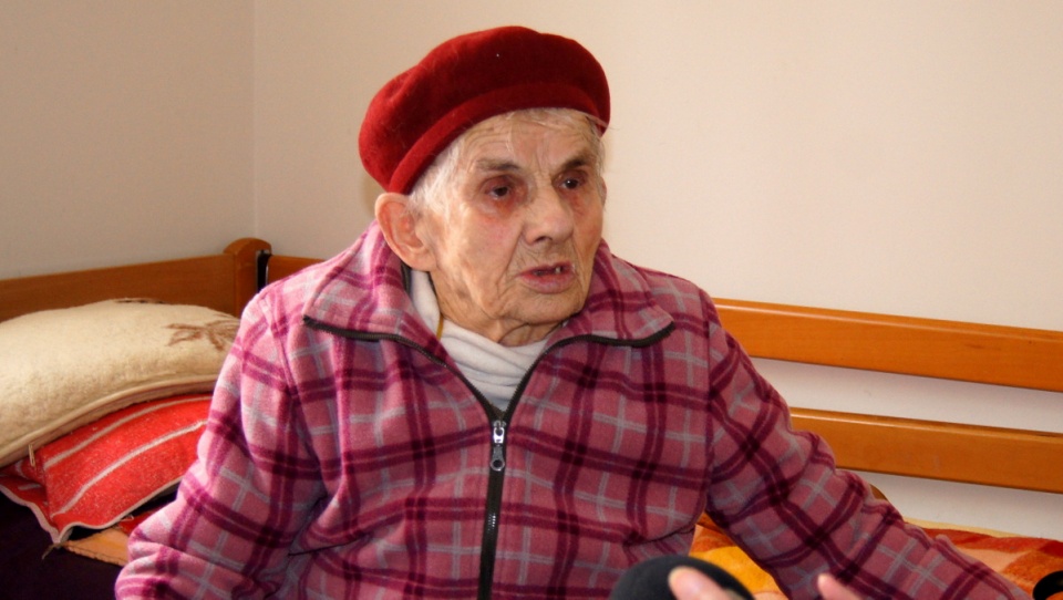 90-letnia pani Jadzia, obecnie mieszkanka DPS, została pozbawiona swojego miejsca na Ziemi i chociaż wygrała w sądzie, nie ma gdzie wracać. Fot. Henryk Żyłkowski