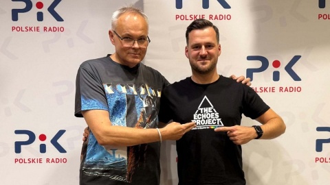 Adam Droździk i Tymon Czerwiński w studiu Polskiego Radia PiK. Fot. Kamil Bzdzian/PR PiK