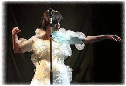 Emotional Landscapes: BJORK - W Festival - Sopot: 12.07.2003