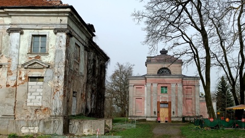 Pałac w Nawrze ma szanse na odrodzenie. Fot. Żaneta Walentyn/arch. PR PiK
