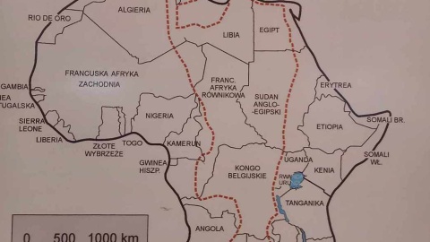 Fotografie z afrykańskiej wyprawy Kazimierza Nowaka ze zbiorów Muzeum Pracowni Literackiej Arkadego Fiedlera w Puszczykowie, prezentowane na wystawie w „Muzeum Ziemi Szubińskiej”. Fot. Michał Słobodzian/PR PiK