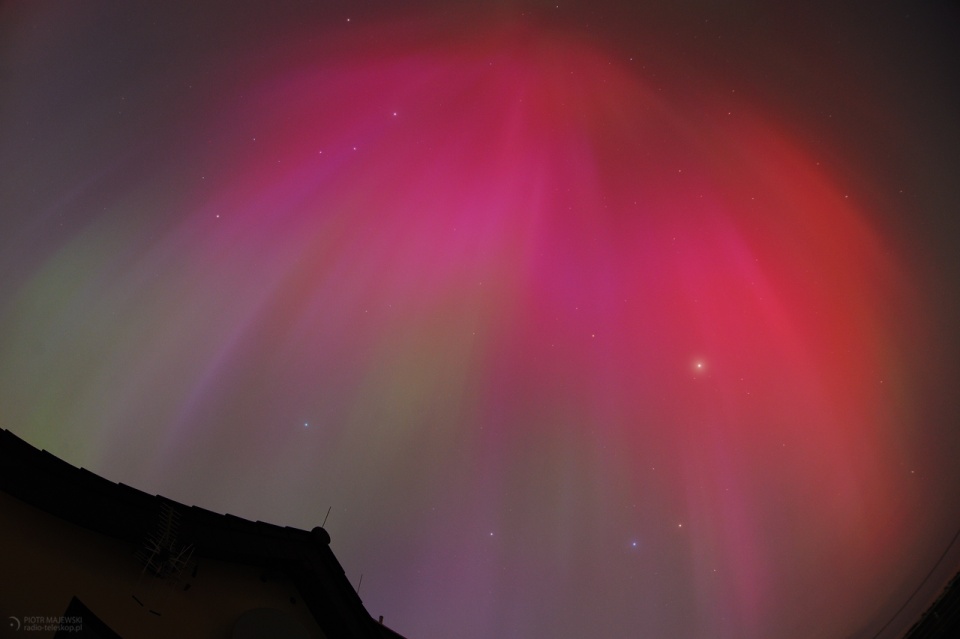 11 maja 2024 - Zorza polarna nad Kruszwicą. Fot. Piotr Majewski