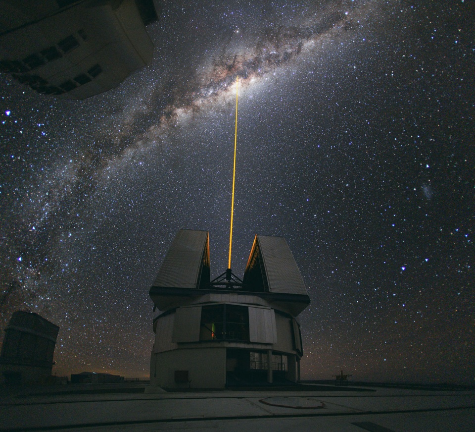 teleskop VLT Paranal © ESO