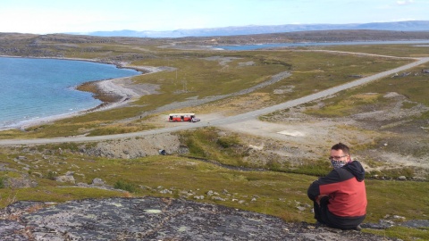 Ikarusem na Nordkapp. Fot. Tomek Jeleń