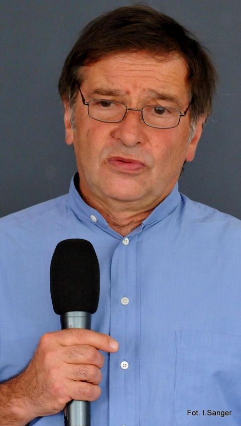 Moderator warsztatów Wojciech Markiewicz