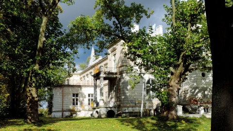 Wieczór z reportażem. Na zdjęciu pałac w Wieńcu - rodowa siedziba rodziny Kronenbergów. Fot. Lech Przybyliński