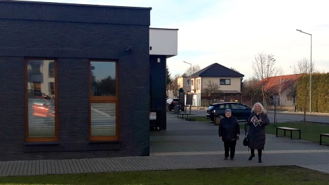 Wieś nie wieś - Infrastruktura na bardzo wysokim poziomie, osiedla bloków, centra handlowe i nowoczesne gabinety lekarskie. Fot. Robert Walentyn