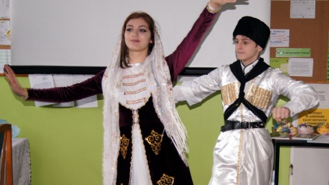 Czeczenka Heda 10 lat temu przyjechała z pięciorgiem dzieci do Polski. Fot. Henryk Żyłkowski