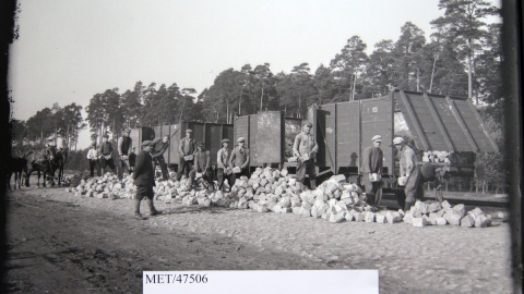 Niezwykły szewc z pasją fotografowania pozostawił 1200 szklanych fotogramów z pierwszej połowy ub. wieku. Fot. Henryk Żyłkowski