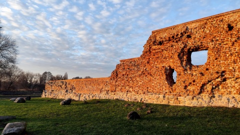 Ruiny zamku Sędziwoja Pałuki w Szubinie. Fot. Żaneta Walentym/PR PiK