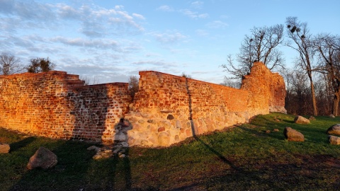 Ruiny zamku Sędziwoja Pałuki w Szubinie. Fot. Żaneta Walentyn/PR PiK