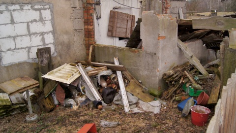 90-letnia pani Jadzia, obecnie mieszkanka DPS, została pozbawiona swojego miejsca na Ziemi i chociaż wygrała w sądzie, nie ma gdzie wracać. Fot. Henryk Żyłkowski