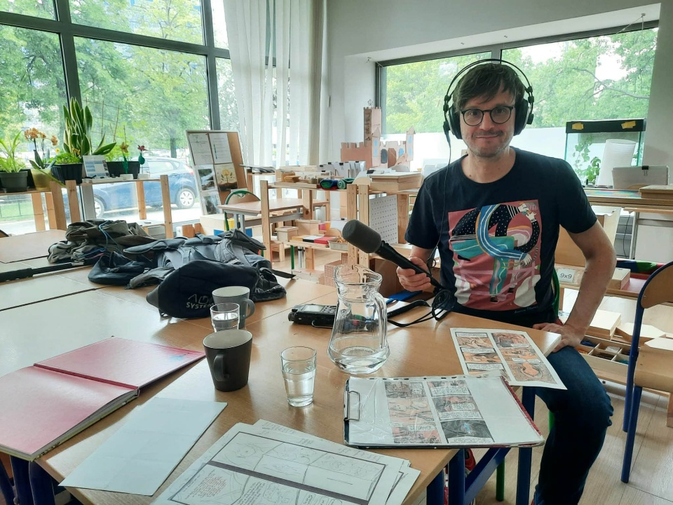 Rysunki do historii Weroniki stworzył Daniel Chmielewski, którego droga życiowa też naznaczona jest trudnymi emocjami/fot. Daniel Chmielewski