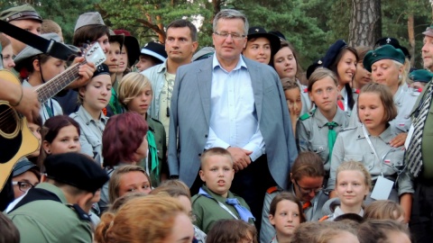 Prezydent zwiedził toruńską katedrę i razem z małżonką Anną Komorowską odwiedził harcerzy. Fot. Michał Zaręba