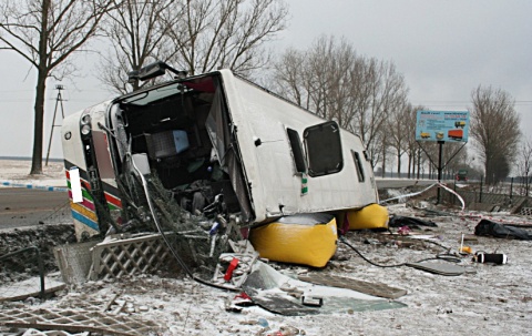Wypadek autokaru koło Włocławka - 2 zabitych, 28 rannych