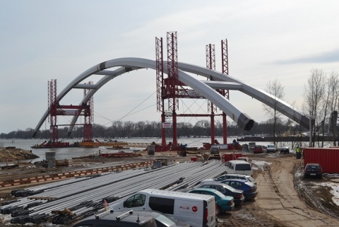 Kluczowy etap budowy mostu w Toruniu