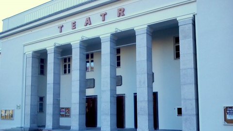 CK Teatr w Grudziądzu zyskało parking i nową elewację