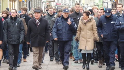 Ulicami Torunia przeszedł Marsz Białej Wstążki