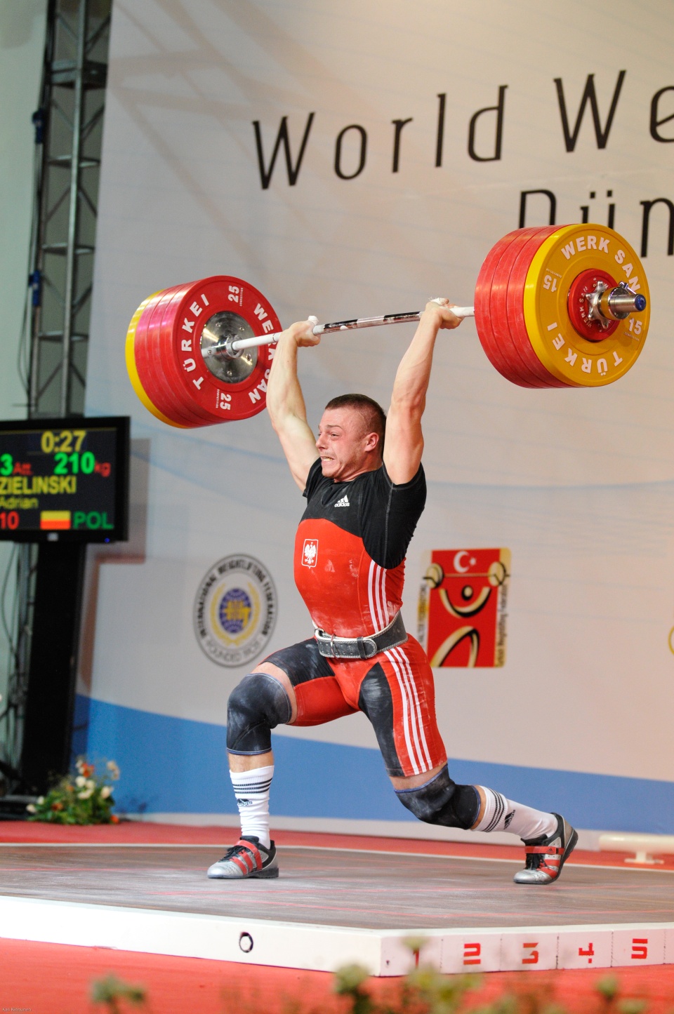 Adrian Zieliński na Mistrzostwach Świata w podnoszeniu ciężarów w 2010 roku. Foto: Kari Kinnunen