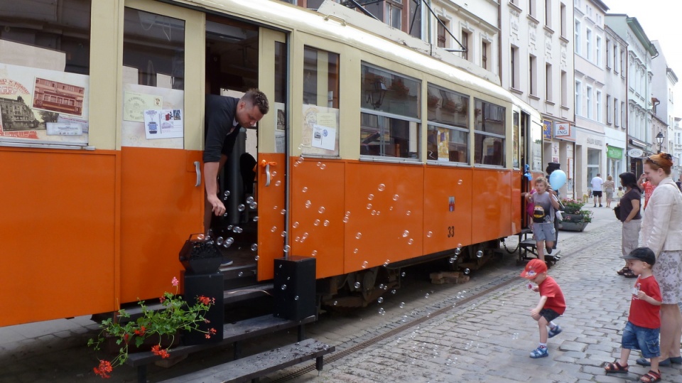 Swoją letnią działalność zainaugurował stary tramwaj na ulicy Długiej w Bydgoszczy. Fot. Tatiana Adonis