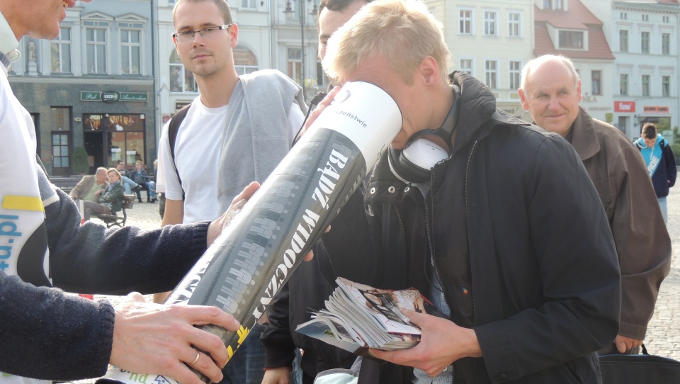 Każdy mógł się przekonać, jak alkohol wpływa na zdolność prowadzenia samochodu. Fot. Tatiana Adonis