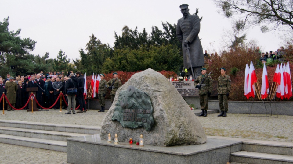 Główna uroczystość Święta Niepodległości w Toruniu, odbyła się przy pomniku marszałka Józefa Piłsudskiego na Placu Rapackiego. Fot. Adriana Andrzejewska