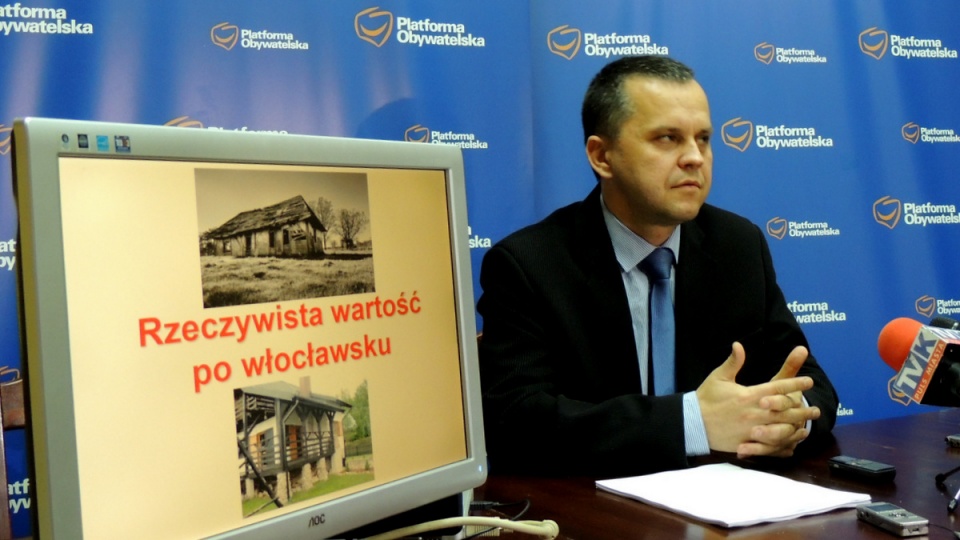 Opozycja prezydenta Włocławka głośno zarzuca jemu zaniżenie wartości własnego majątku w złożonym oświadczeniu. Fot. Marek Ledwosiński
