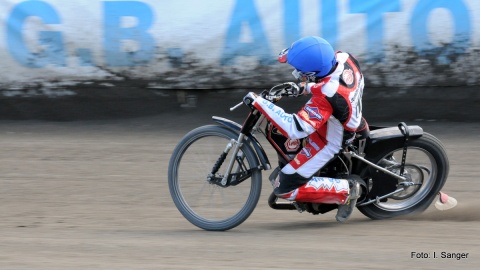 Polonia Bydgoszcz wygrała z GKM Grudziądz 48:42. Bonus zdobyli grudziądzanie.