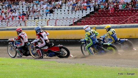 Polonia Bydgoszcz wygrała z GKM Grudziądz 48:42. Bonus zdobyli grudziądzanie.