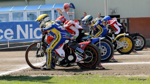 Polonia Bydgoszcz wygrała z GKM Grudziądz 48:42. Bonus zdobyli grudziądzanie.