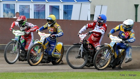 Polonia Bydgoszcz wygrała z GKM Grudziądz 48:42. Bonus zdobyli grudziądzanie.