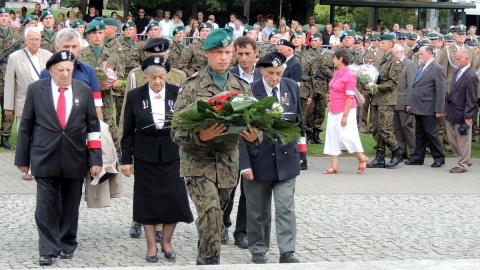 Uroczystości odbyły się pod pomnikiem Józefa Piłsudskiego. Fot. Adriana Andrzejewska