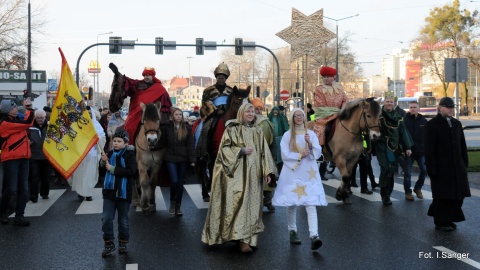 Barwny korowód przeszedł na Stary Rynek w Bydgoszczy.