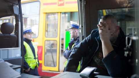 W Łodzi tramwaj zderzył się z samochodem - dwie osoby nie żyją