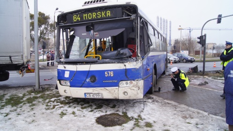 Wypadek na Rondzie Skrzetuskim w Bydgoszczy. 7 osób rannych