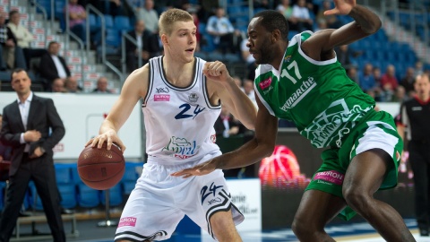 Ekstraklasa koszykarzy - Anwil - Stelmet 68:77