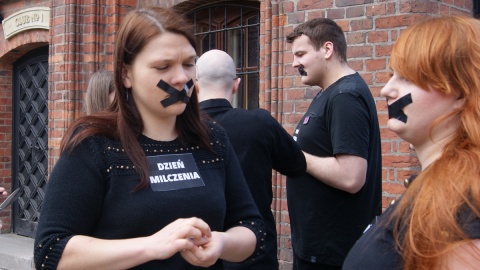 Milczący protest w Toruniu