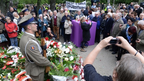 Na Cmentarzu Wojskowym na Powązkach pochowano gen. Jaruzelskiego