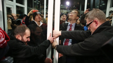 Protestujący w siedzibie PKW zażądali dymisji członków Komisji