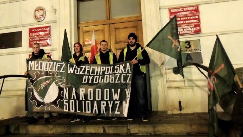 Protest przed Delegaturą KBW w Bydgoszczy