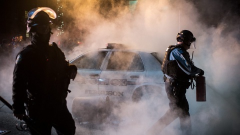 Obama krytykuje uczestników nocnych zamieszek w Ferguson
