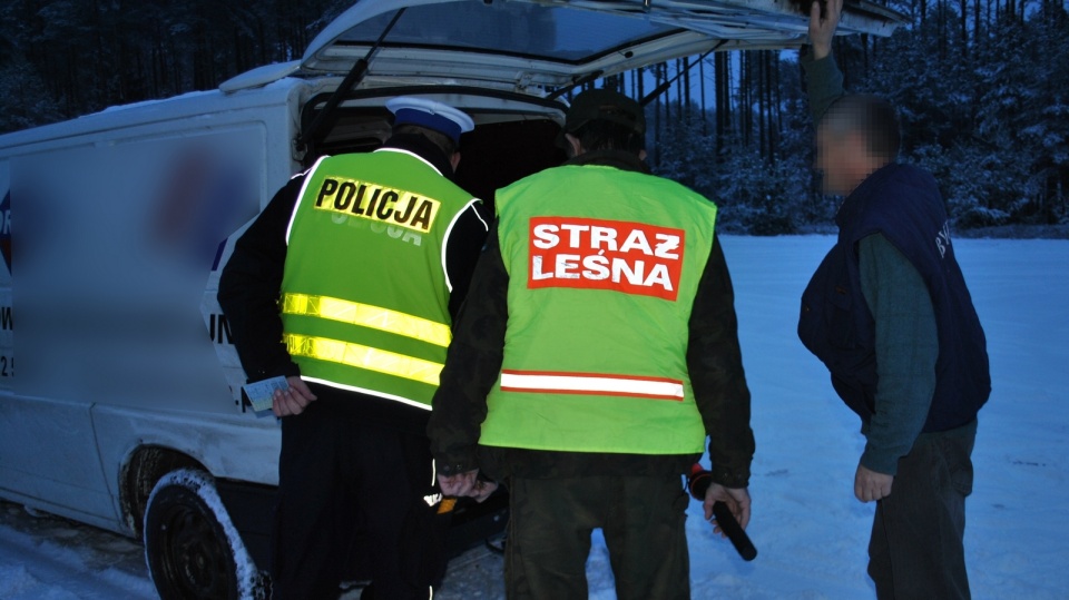 Patrole obywają się o różnych porach - czasami jest to wczesny poranek, czasami późne popołudnie. Fot. Policja