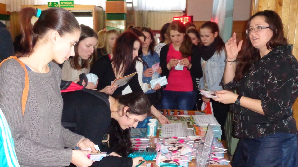 W ramach akcji zorganizowano konferencję edukacyjną dla uczennic szkół ponadgimnazjalnych. Foto. Marcin Doliński