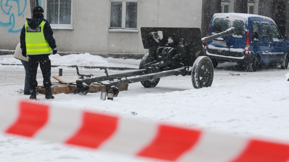 Dwie osoby zostały ranne na skutek przypadkowego wybuchu, do którego doszło w niedzielę, podczas przygotowań do rekonstrukcji walk o Bydgoszcz. Fot. Ireneusz Sanger