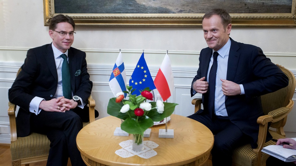Premier Finlandii Jyrki Katainen i Premier RP Donald Tusk w trakcie spotkania w Helsinkach. Fot. PAP/EPA