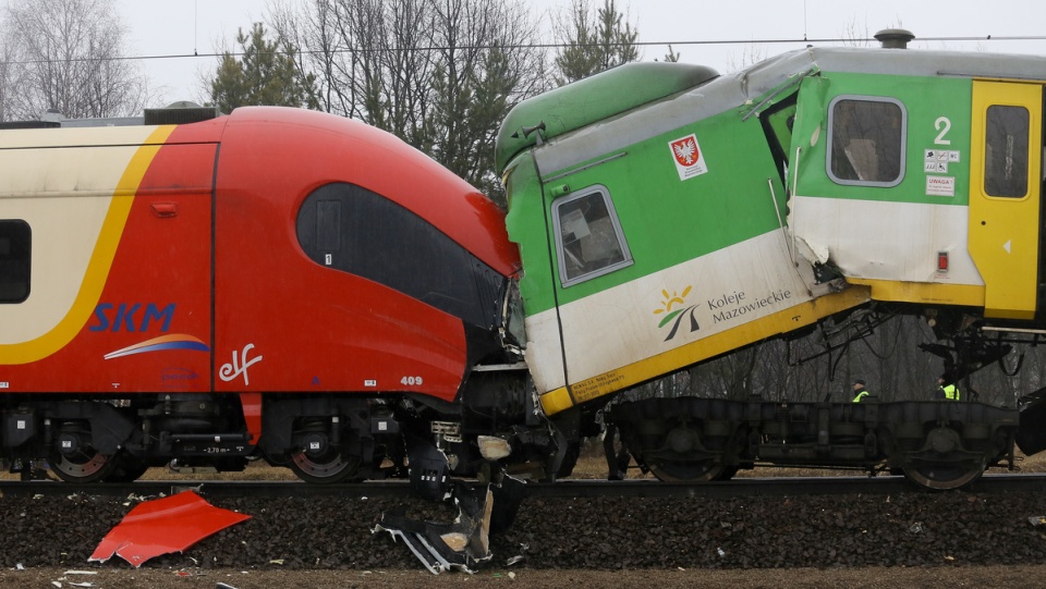 Pociąg SKM najechał w Warszawie na tył pociągu Kolei Mazowieckich. Fot. PAP/Paweł Supernak