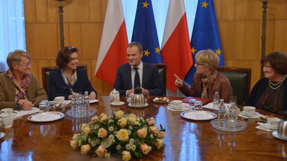 Jednym z tematów spotkania Kongresu Kobiet z premierem, była sytuacja na Ukrainie. Fot. PAP/Radek Pietruszka